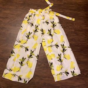 PAPILLON LEMON HIGH WAISTE WIDE LEG PANTS SIZE M